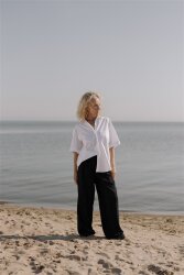 TRAVEL LIGHT - schwarz