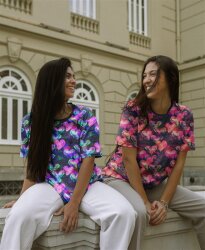 Bavlněný žerzej digitální neonová srdce - tmavě modrá / CORAL