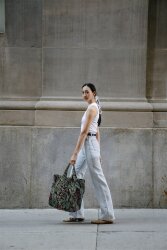 GOBELIN FLOWER - BLACK