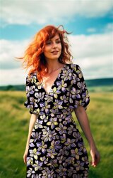 Baumwollsatin Blumen - schwarz